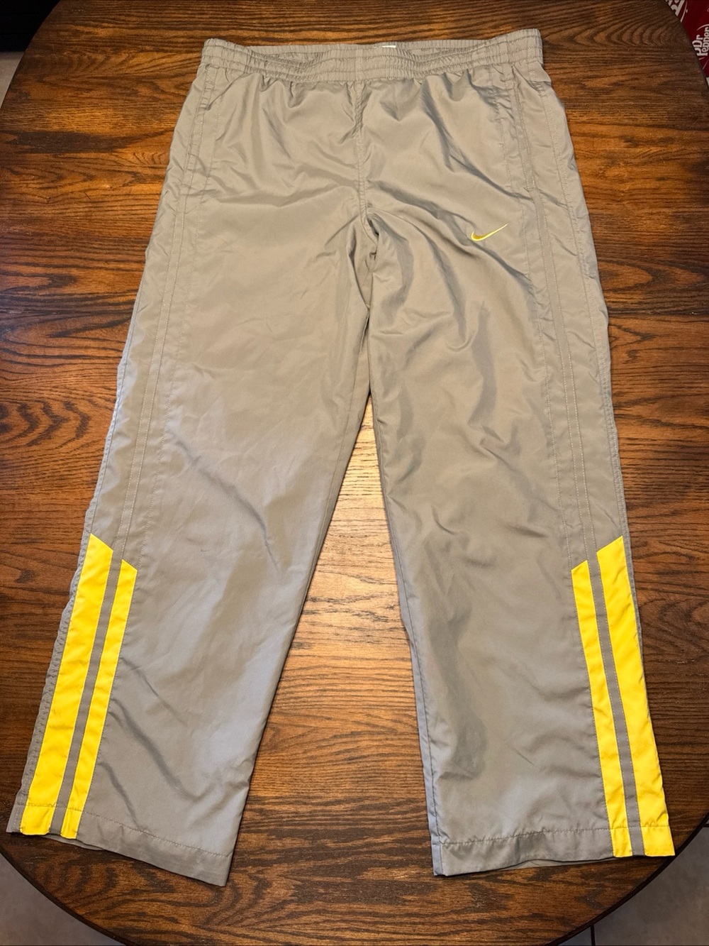 Vintage Nike Windbreaker Sweatpants Adult Large Silver / Gray Yellow